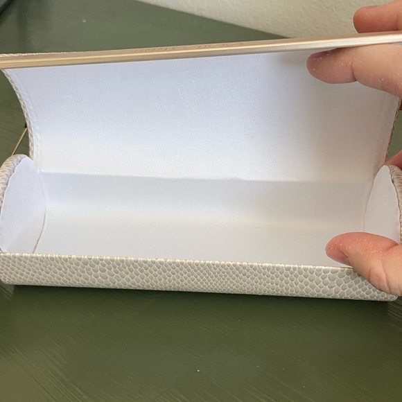 Jimmy Choo frames - Picture 6 of 6